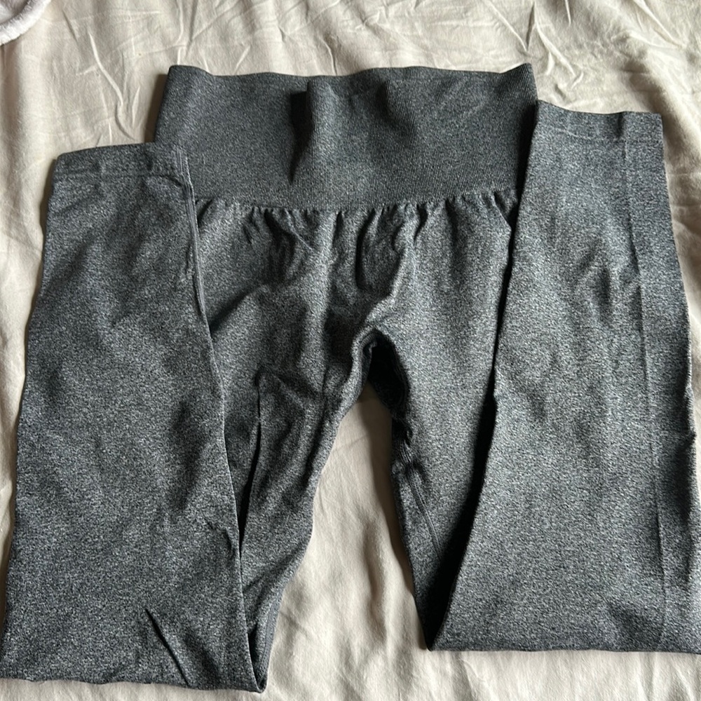 NVGTN size small like new